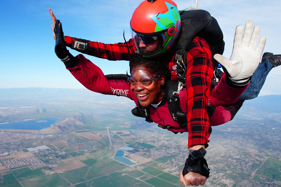skydiving diani
