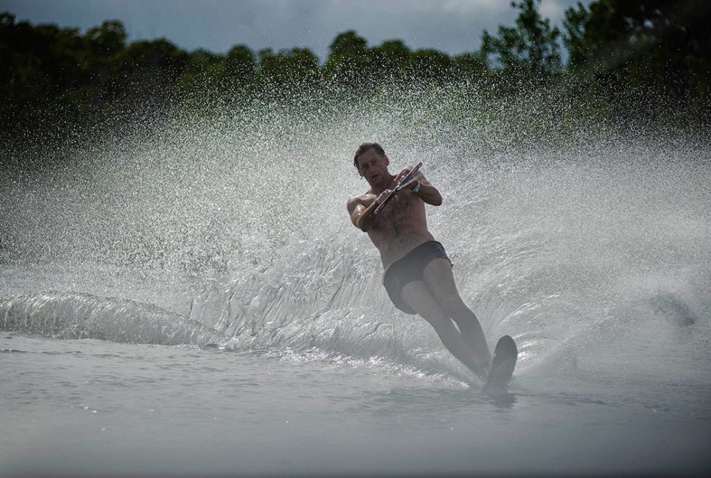 waterskiing-lamu-archipelago-majlis-hotel-1024x689